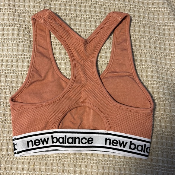 NEW BALANCE Ribbed Sports Bra - Picture 4 of 5
